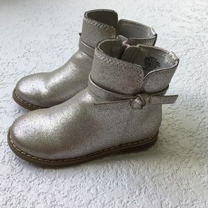 Cute Gap Boots!